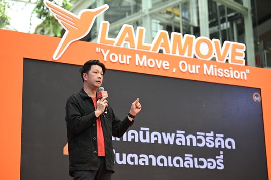 3.คุณธนพงศ์ วงศ์ชินศรี (ต่อ เพนกวิน) เจ้าของเพจ “Torpenguin”