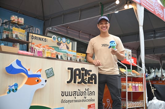 4.คุณอิทธิกร เทพมณี (โด่ง) ผู้ก่อตั้งแบรนด์ขนมสุนัข “JAIKLA”