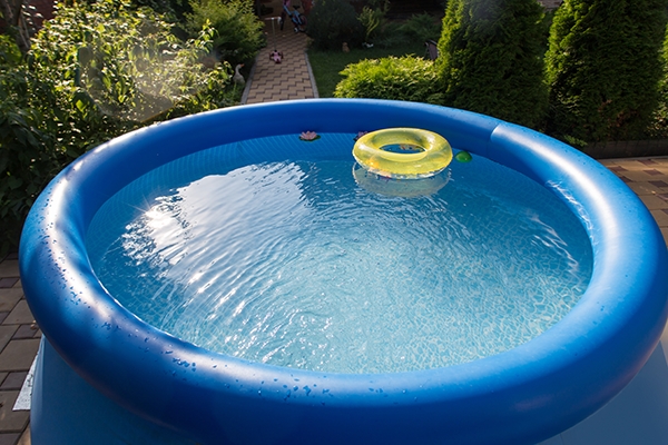 Deliver your Inflatable Pool for Christmas with Lalamove