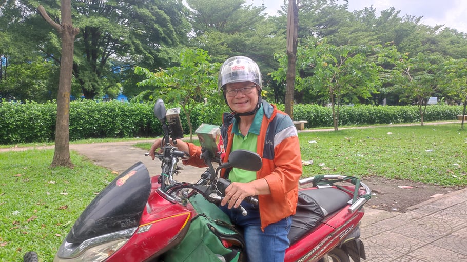Hình chú Sỹ