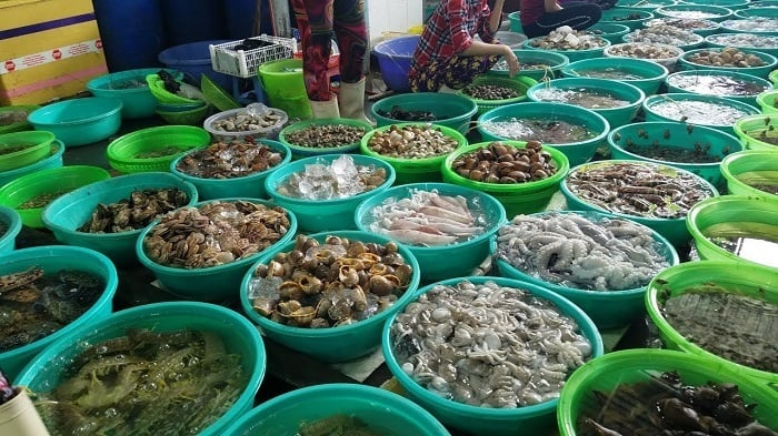 Hải sản chợ Hòa Cường