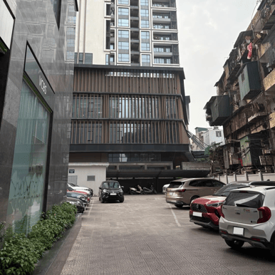 Han Viet parking