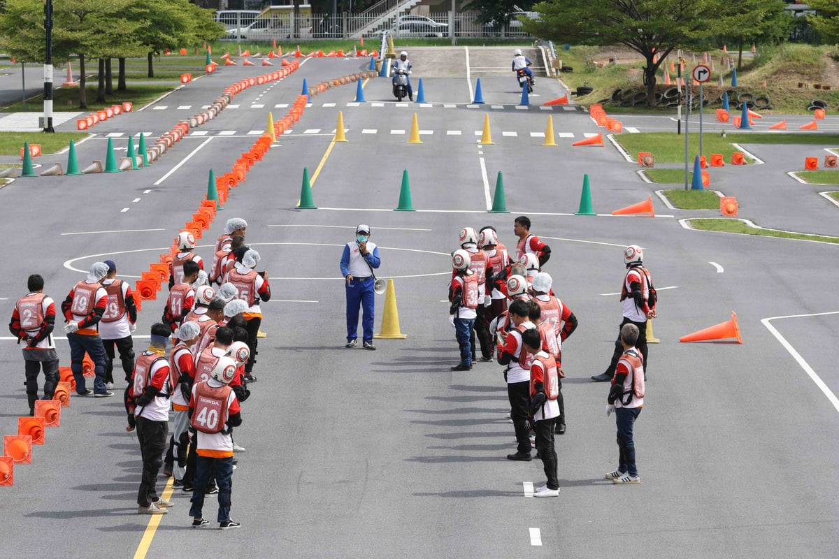 CSR Move Forward Together Hondathailand and Lalamove