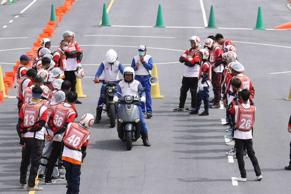 CSR Move Forward Together Hondathailand and Lalamove