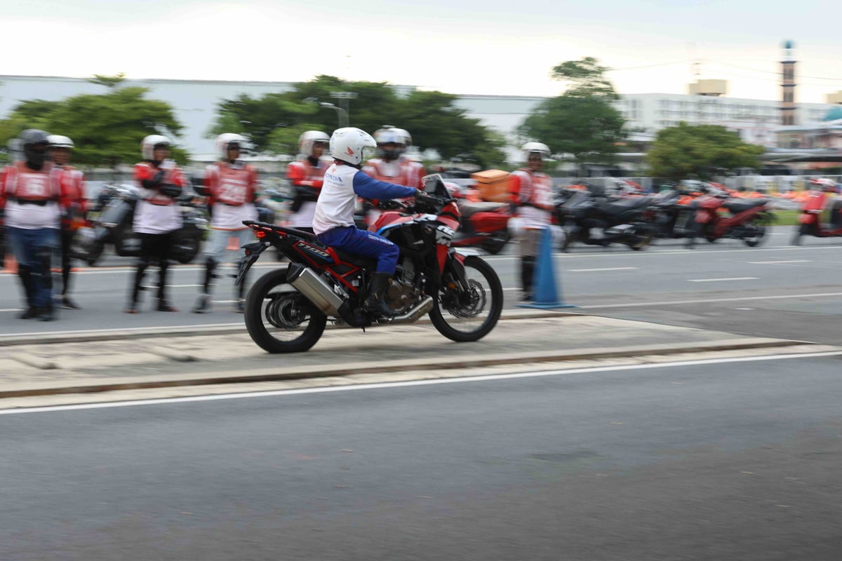 CSR Move Forward Together Hondathailand and Lalamove