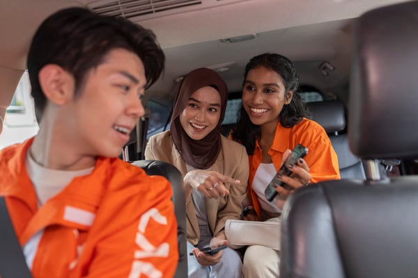 Lalamove Ride Driver and Passengers
