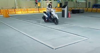 Lalamove_機車考照_直角轉彎