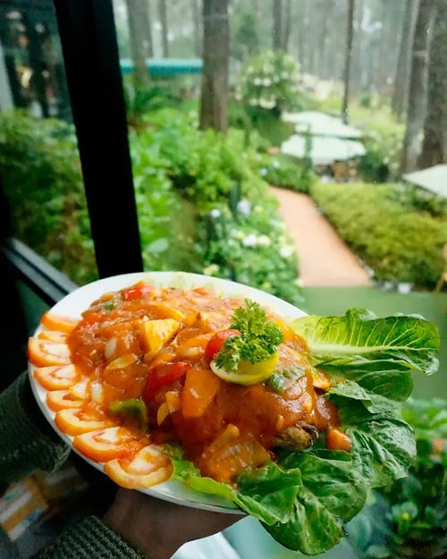 Lapinea Café & Resto