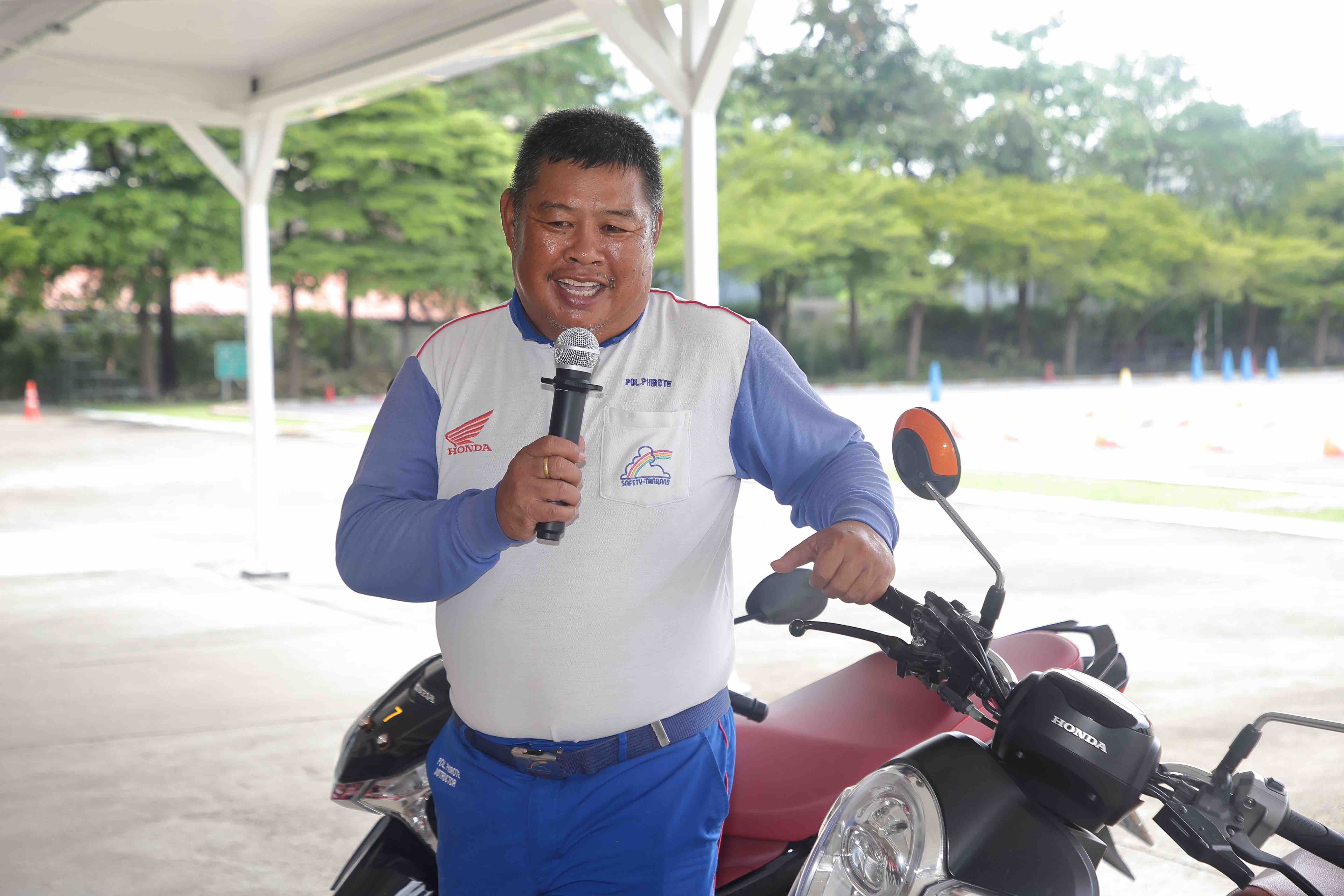 CSR Move Forward Together Hondathailand and Lalamove