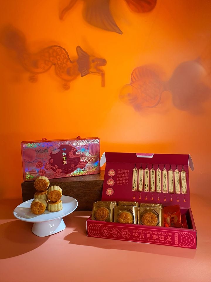 9 Stunning Mooncakes To Order Online With Delivery