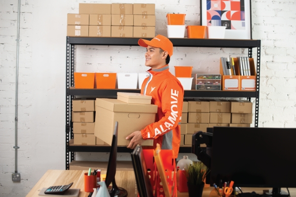 Pack and label your items when Moving To A High-Rise Apartment with Lalamove