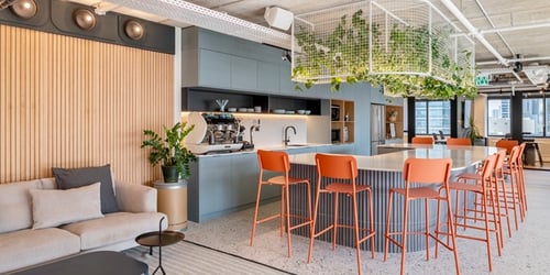 Pantry Taman dengan Kesan Hidup