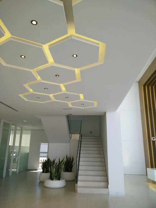 Plafon Gypsum Hexagonal