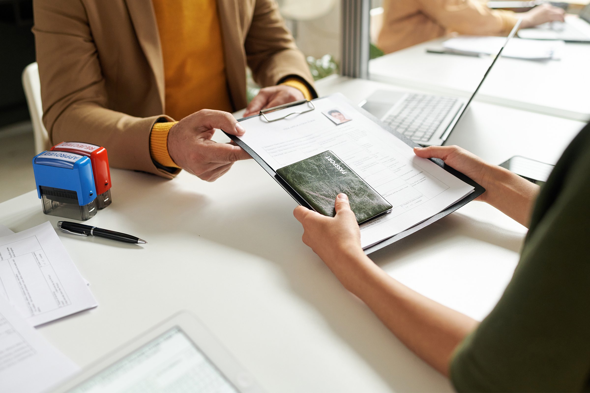 emirates ID process in dubai 