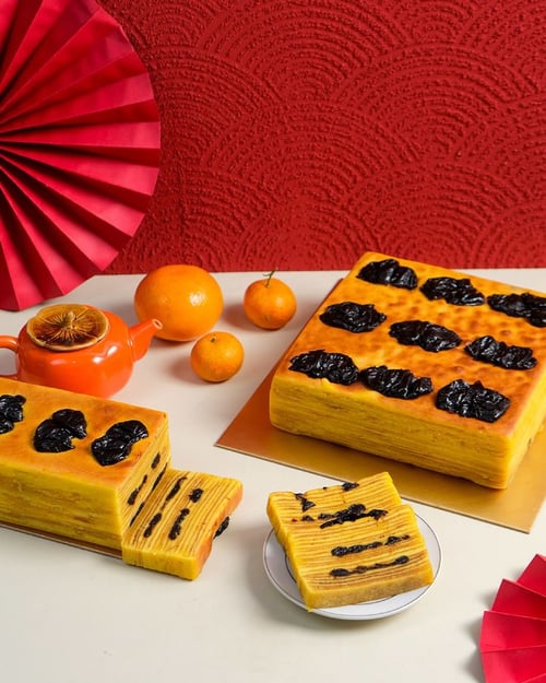 Taking Eclair to the next level this Chinese New Year! ✨ Festive flavors, stunning packaging, and endless joy in every bite! 🧧🎉__Client_ Eclair Cookies and Cakes