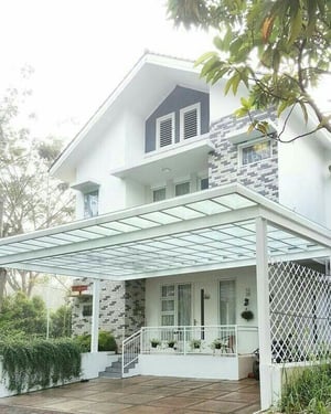 Desain Kanopi Putih Tulang Kaca Pilar Ganda