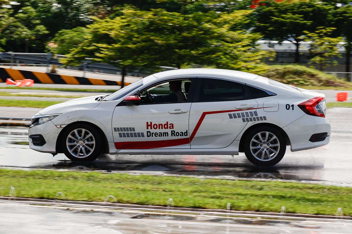 CSR Move Forward Together Hondathailand and Lalamove
