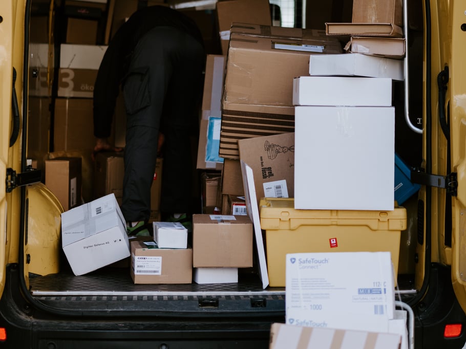 van-filled-with-boxes