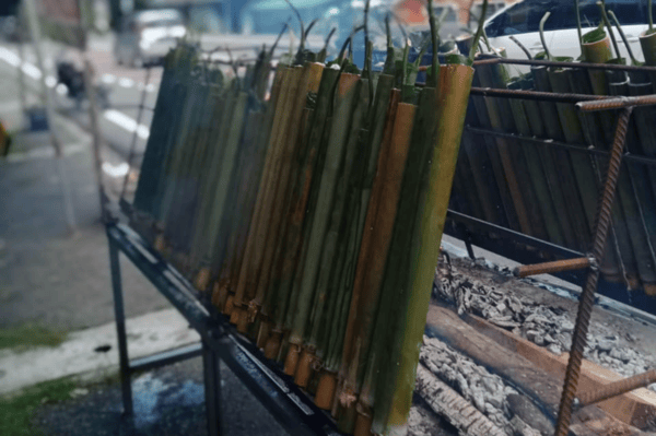 deretan lemang daun lerek di teluk kumbar pulau pinang