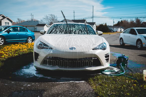 erik-mclean-D-eFjDWxIQs-unsplash