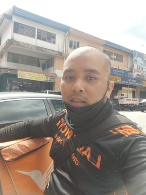 idzuan shah rider lalamove (1)