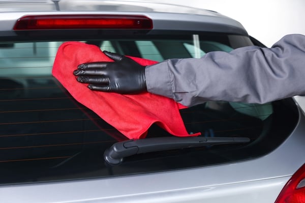 keep car vehicle windows and mirror clean