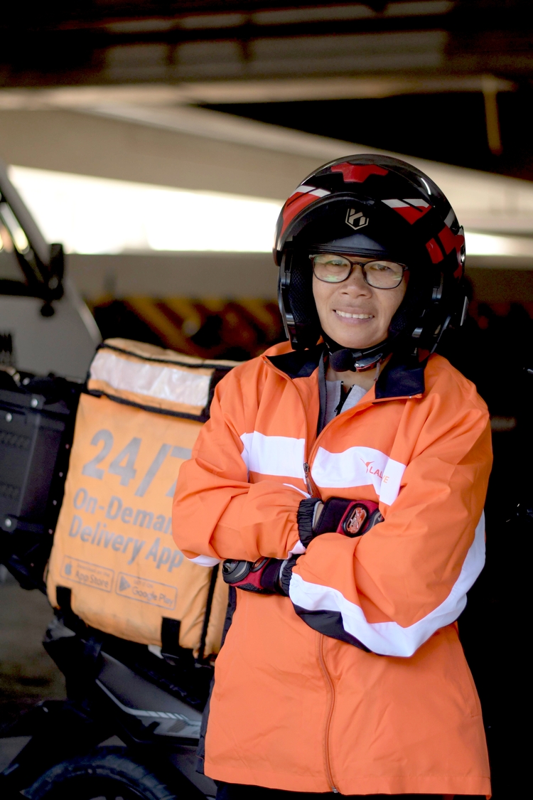 Babae sa Manibela: Tapat na Lady Driver ng Manila