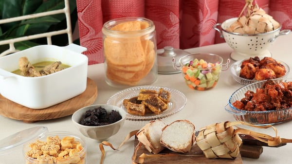 menu raya open house simple