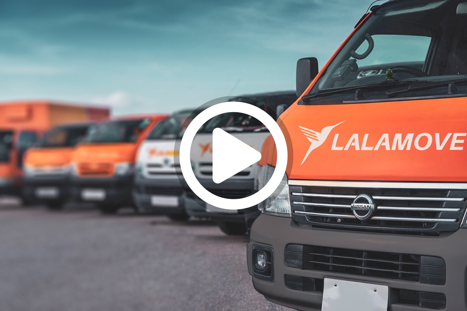 Lalamove vans