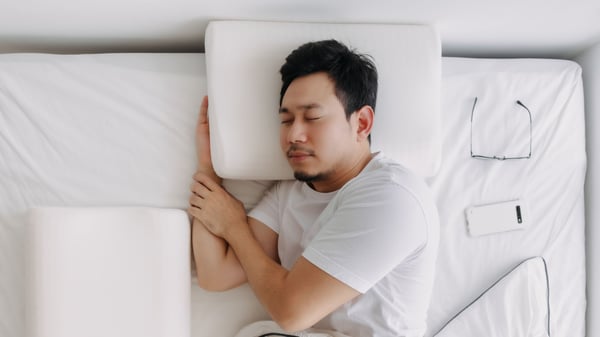 rakan pemandu berehat dan tidur sebentar