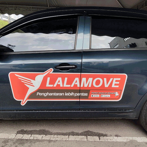 slideshow of lalamove sticker team installing sticker on drivers vehicles-2