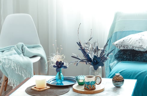 still-life-vase-with-artificial-flowers-living-room
