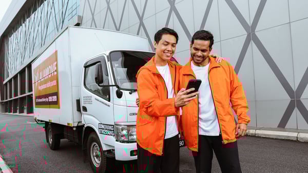 two lalamove drivers