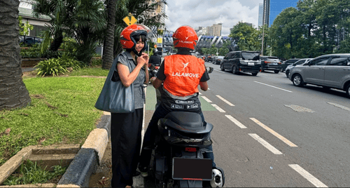 Naik Lalamove Ride Buat Datang ke Cafe