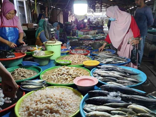 Sentra Seafood Tambaklorok