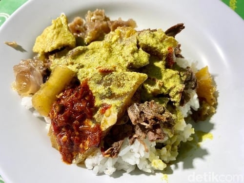 Gudeg Koyor Mbak Tum - Peterongan