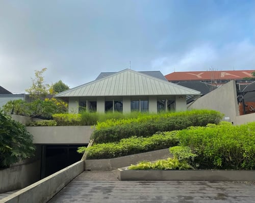 Hummingbird Eatery & Space