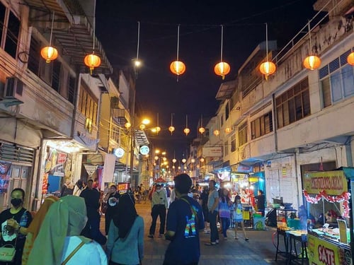 Street Food Waroeng Semawis