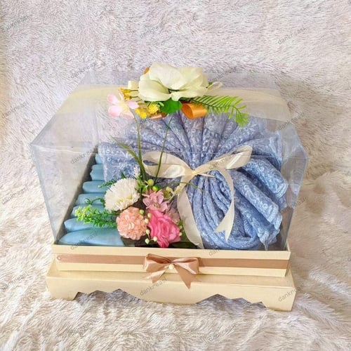 Pakaian dan kain batik