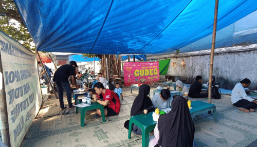 Lontong Opor Bu Rini
