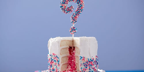 Cake Reveal untuk Momen yang Manis