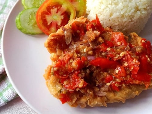 Ayam geprek variasi sambal