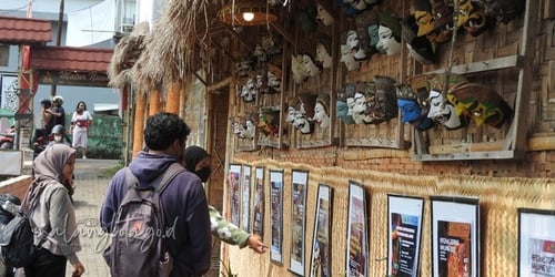 Kampung Budaya Polowijen