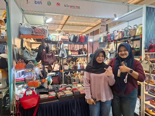 cerita bisnis zoeva