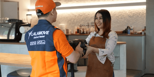 dapat order dari mitra bisnis lalamove