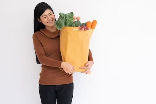 woman sembako buying groceries vegetables