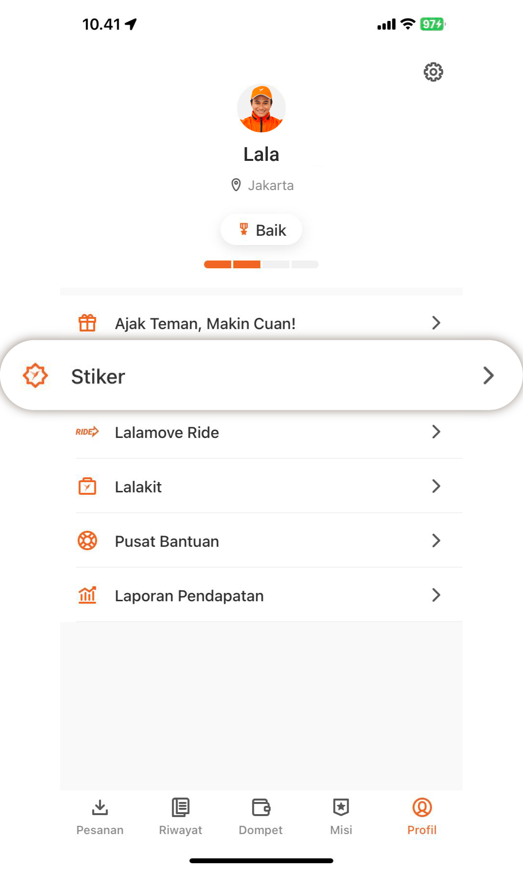 Buka Profil dan pilih Menu Stiker