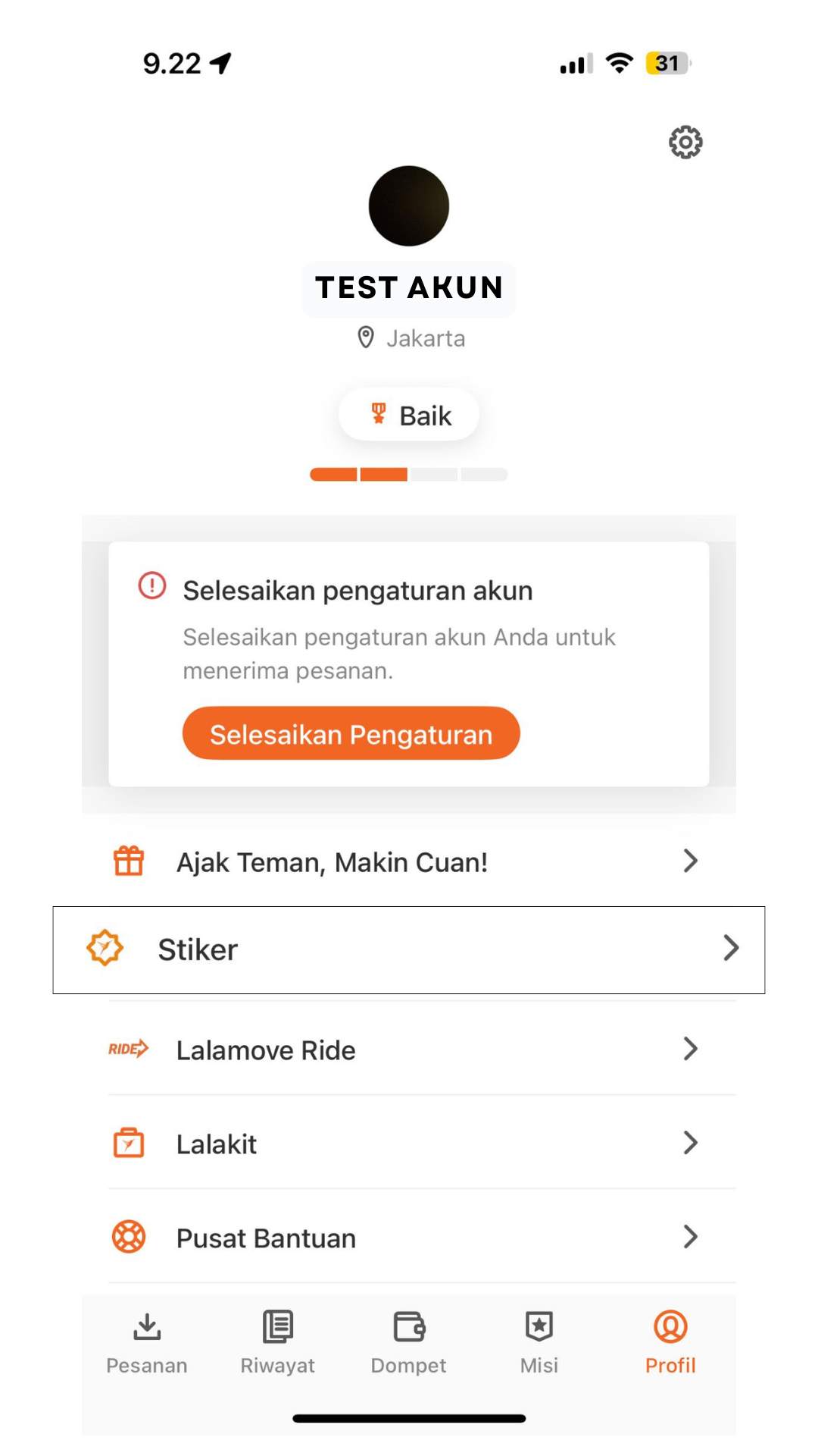 Buka Profil dan pilih Menu Stiker