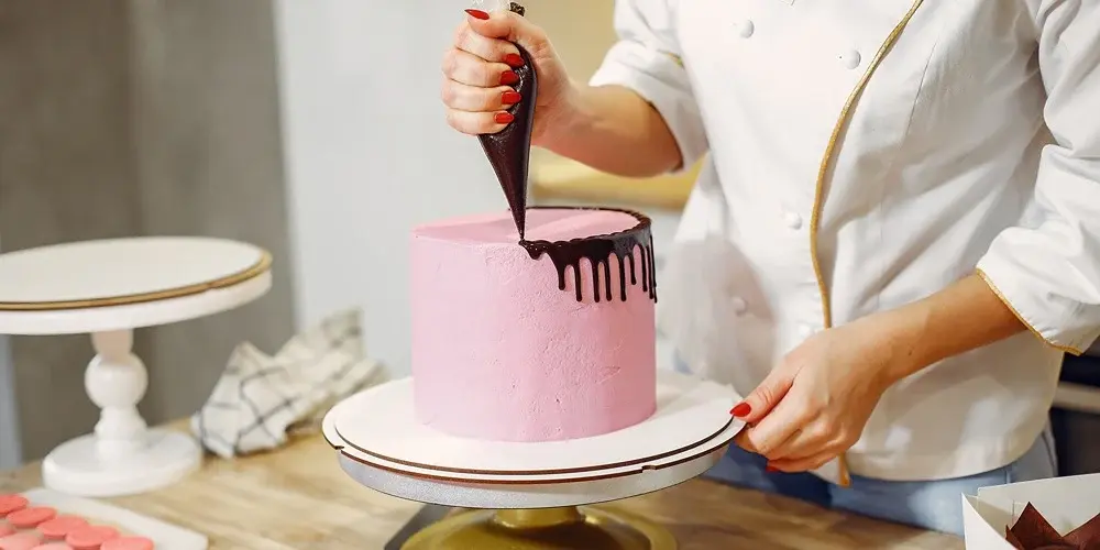 Custom Cake di Toko Kue Surabaya Ini, Bisa Kirim Cepat dengan Lalamove