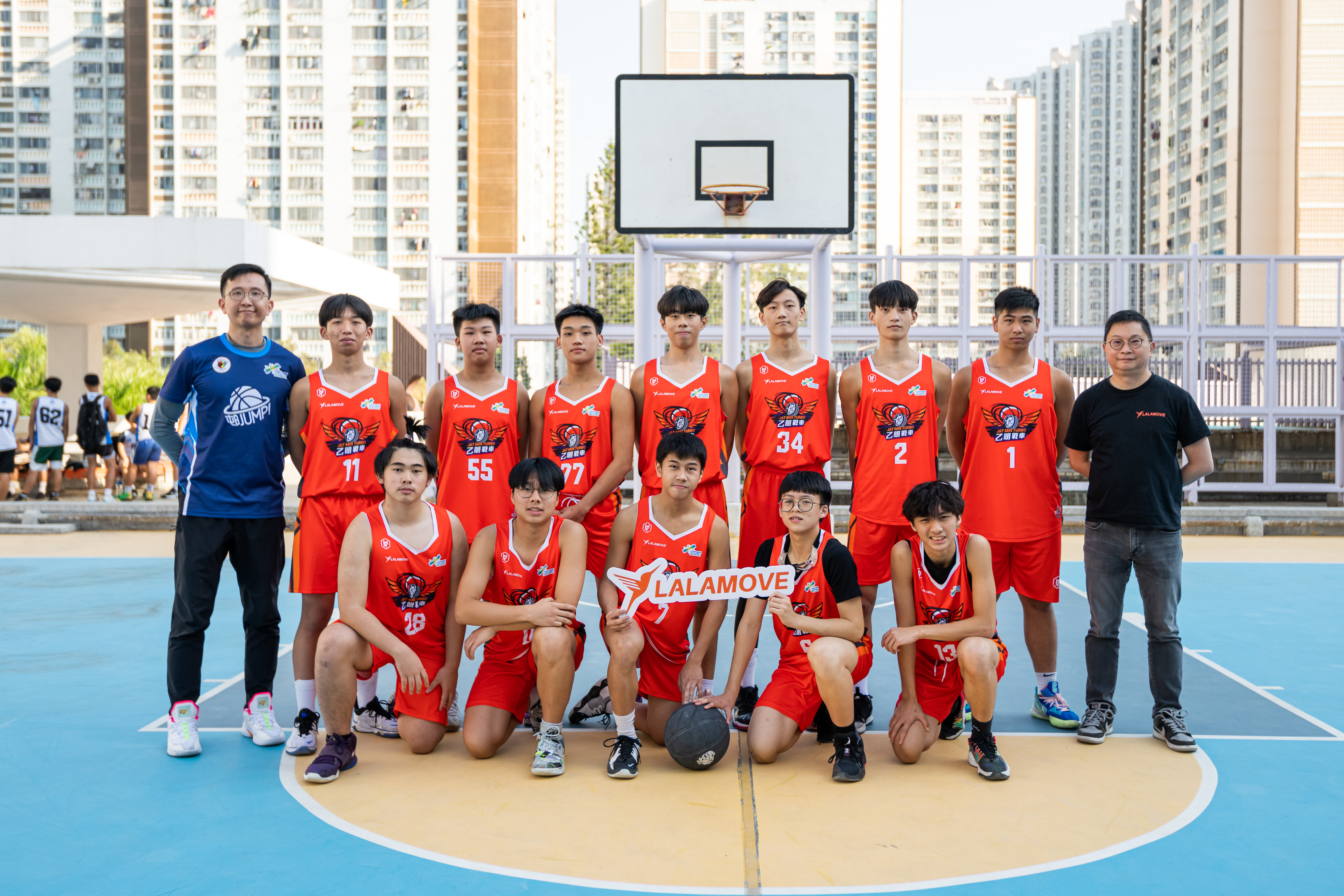 Lalamove與本地非牟利機構凝動香港體育基金合作，贊助屋邨年輕人參加第三屆《邨JUMP！》屋邨籃球聯賽及訓練計劃